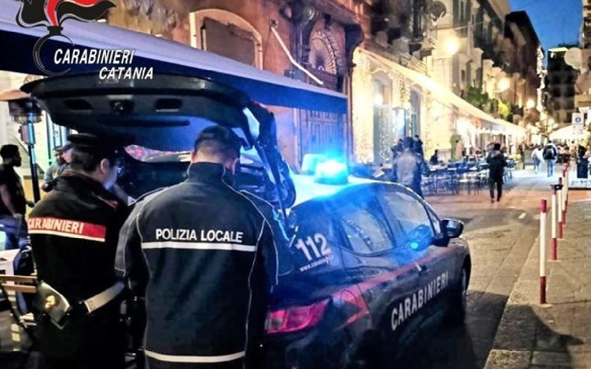 Catania, movida cittadina: polizia intensifica controlli in occasione delle festività