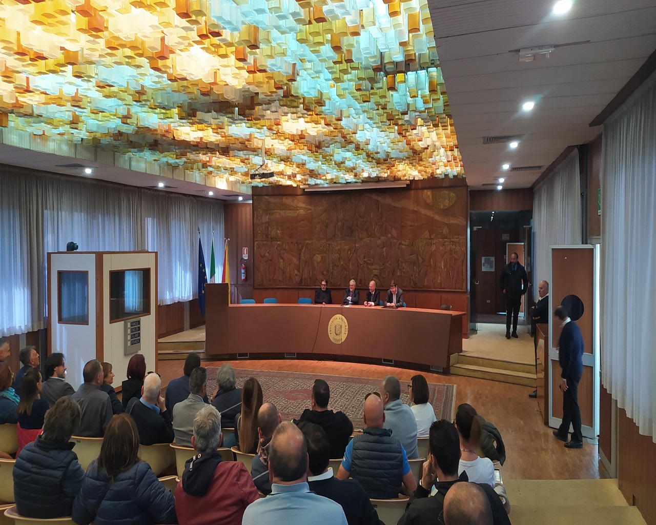 Servizi Città Metropolitana di Catania, incontro con i sindacati: cauto ottimismo per il futuro di 333 persone – VIDEO