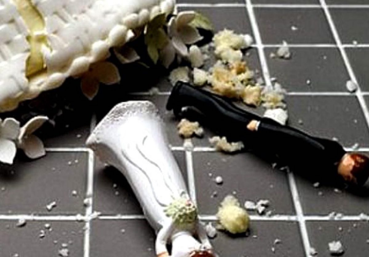 La festa di matrimonio finisce con una rissa: calci e pugni nel Palermitano