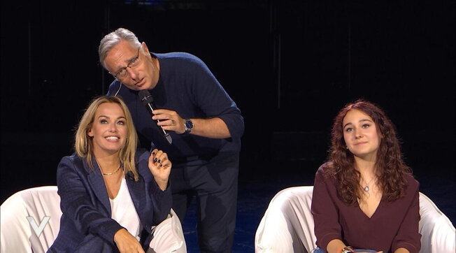 Verissimo, Sonia Bruganelli smentisce crisi con Bonolis: “Siamo forti insieme”