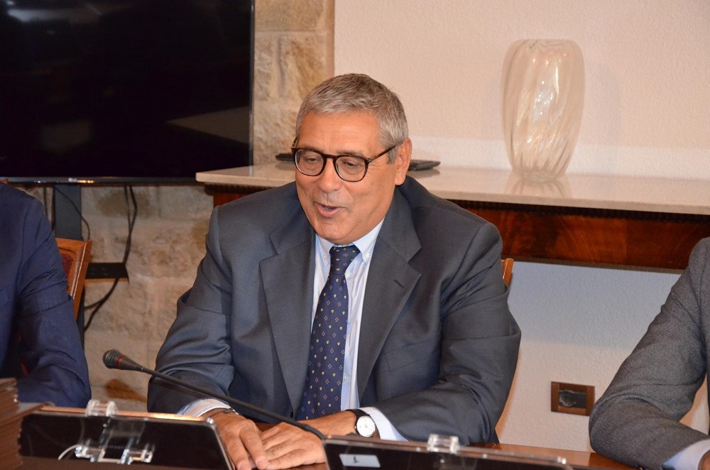 Caos appalti truccati, nelle carte spunta anche l’avvocato di Cuffaro: “Rinuncio al mandato”