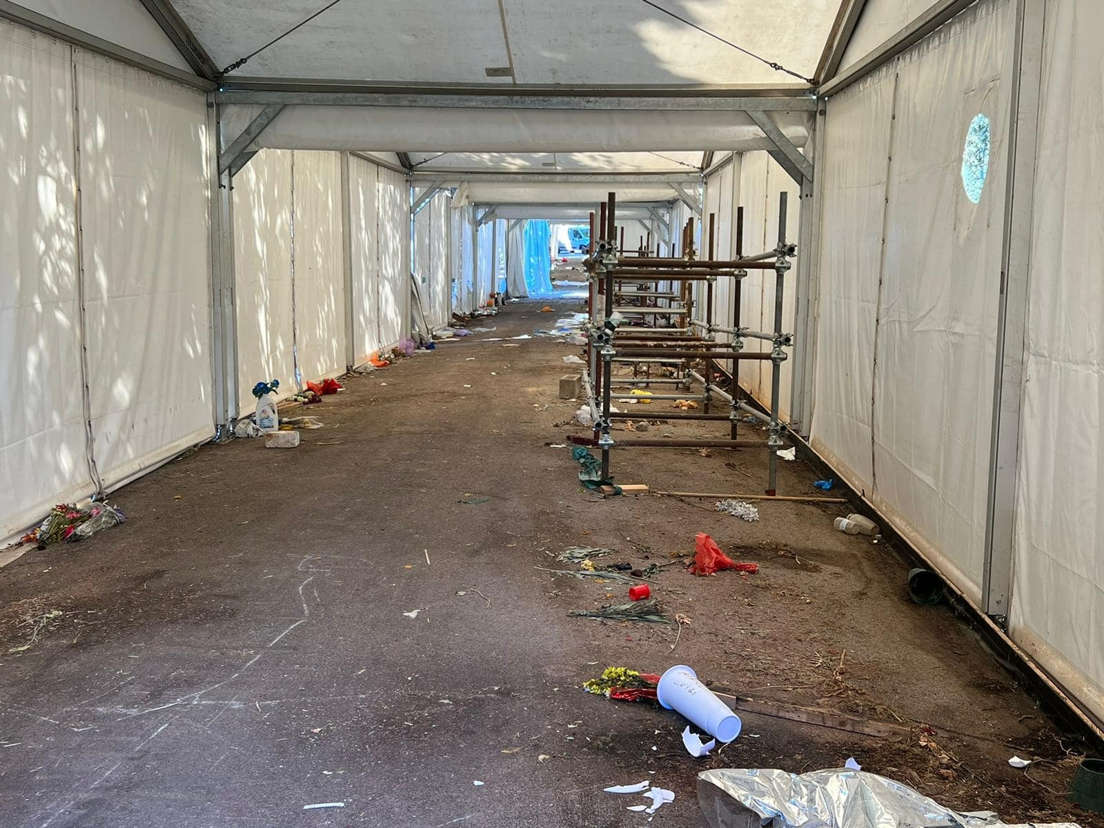 Palermo: svuotata da bare tensostruttura cimitero Rotoli, Lagalla: ‘azione corale’