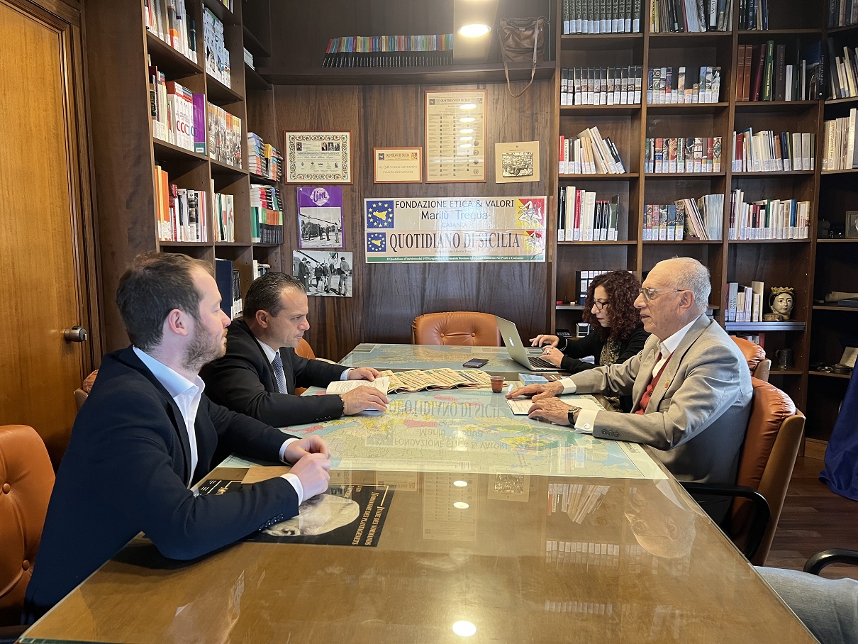 Cateno De Luca: “Un’opposizione senza sconti che pensa al bene dei siciliani”