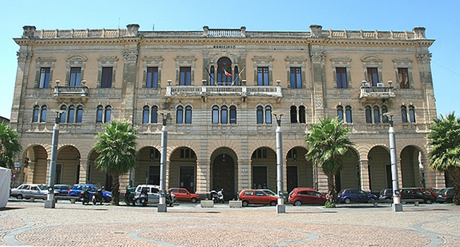 Elezioni comunali a Riposto, sfida Vasta-D’Aita