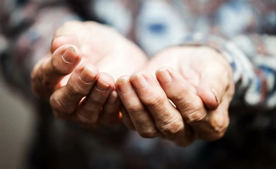 Spesa assistenziale 156 miliardi, follia italiana