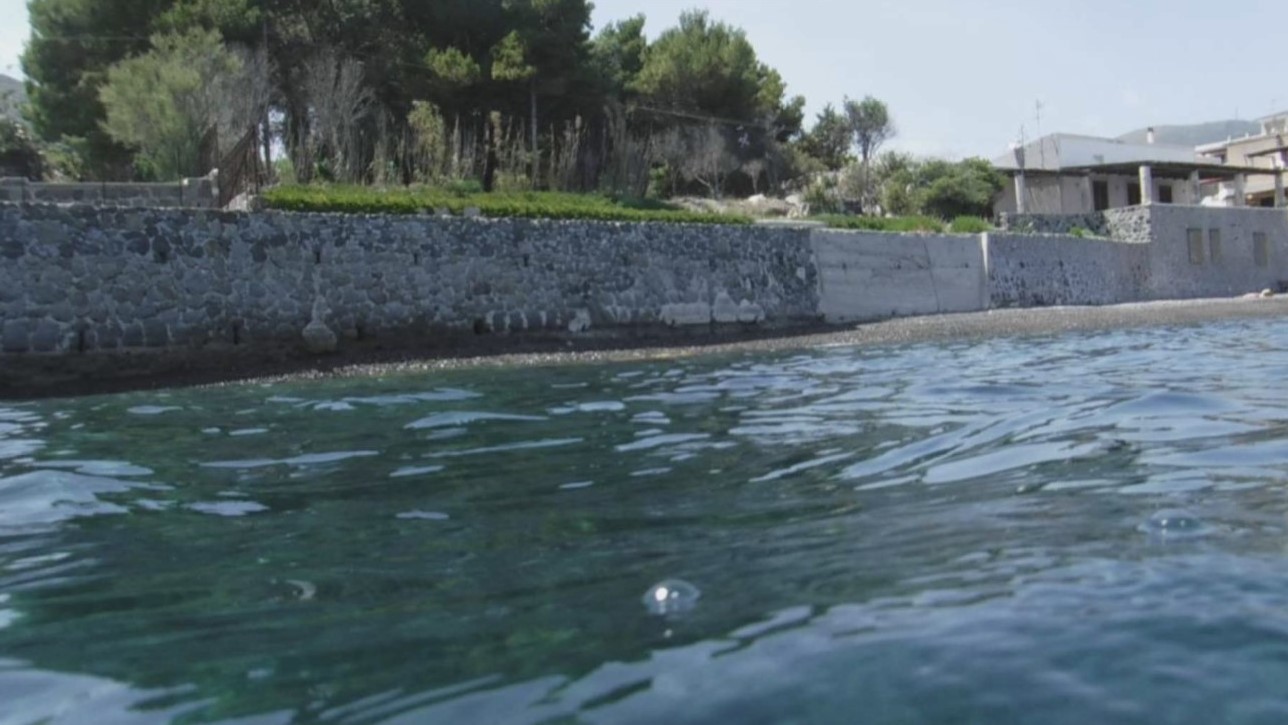 in gara interventi sulla spiaggia di Portinente a Lipari (5)