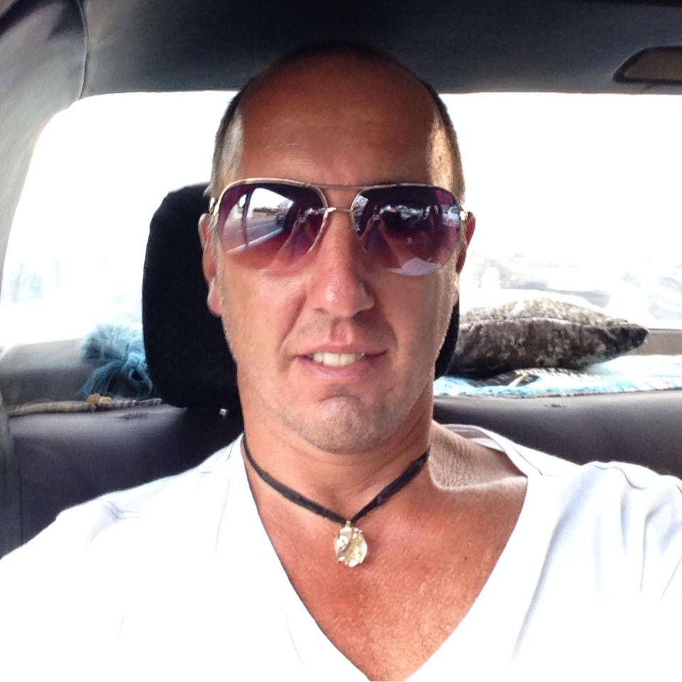 Algeria, fermato il direttore del circo Amar Max Togni