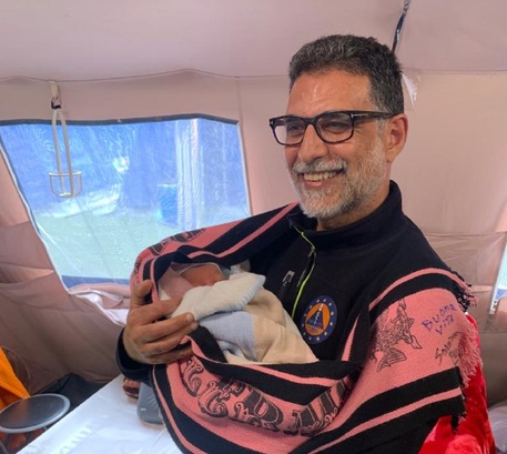 Fece nascere bimbo durante sisma turco: ospite al Barbera il medico tifoso del Palermo