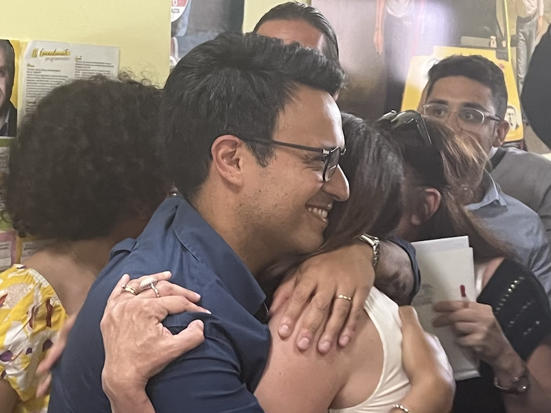 Davide Vasta è il nuovo sindaco di Riposto: “La gente libera ha votato con il cuore”