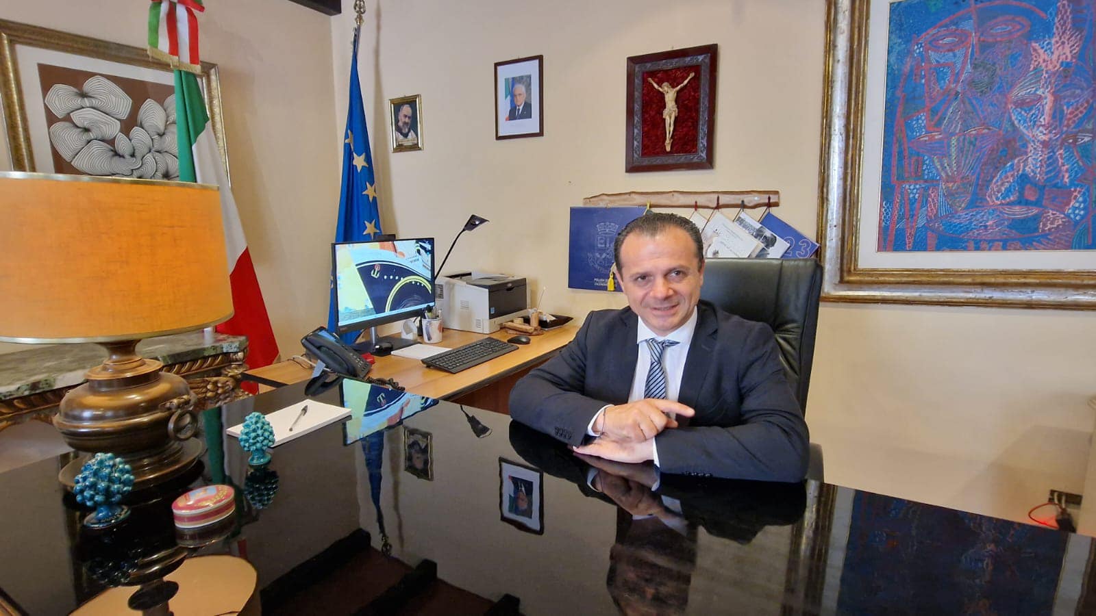 Taormina, De Luca sfida Schifani: “Basta gestire cosa pubblica come pupi e pupari, pronto a chiudere Teatro Antico da luglio”