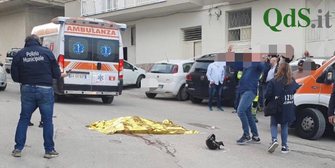 “Giovane vita spezzata sull’asfalto”, incidente in scooter fatale per 13enne