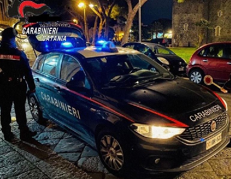 Progettava una strage in Germania, i messaggi su WhatsApp e l’arresto nel Catanese