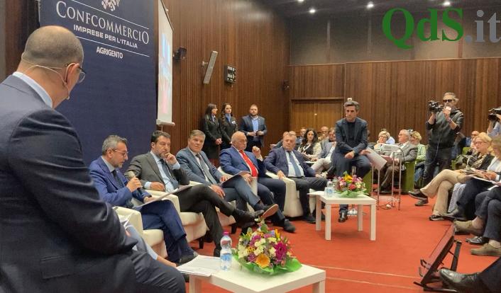 Salvini: “La strada per Agrigento? Non è una strada, è una… cosa” – VIDEO