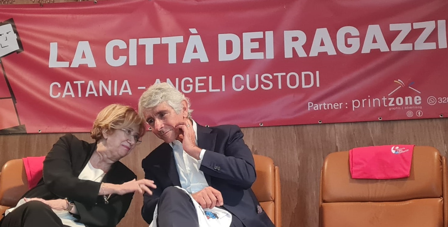 Ministro dello Sport a Catania, Abodi è il primo rappresentante dello Stato a San Cristoforo