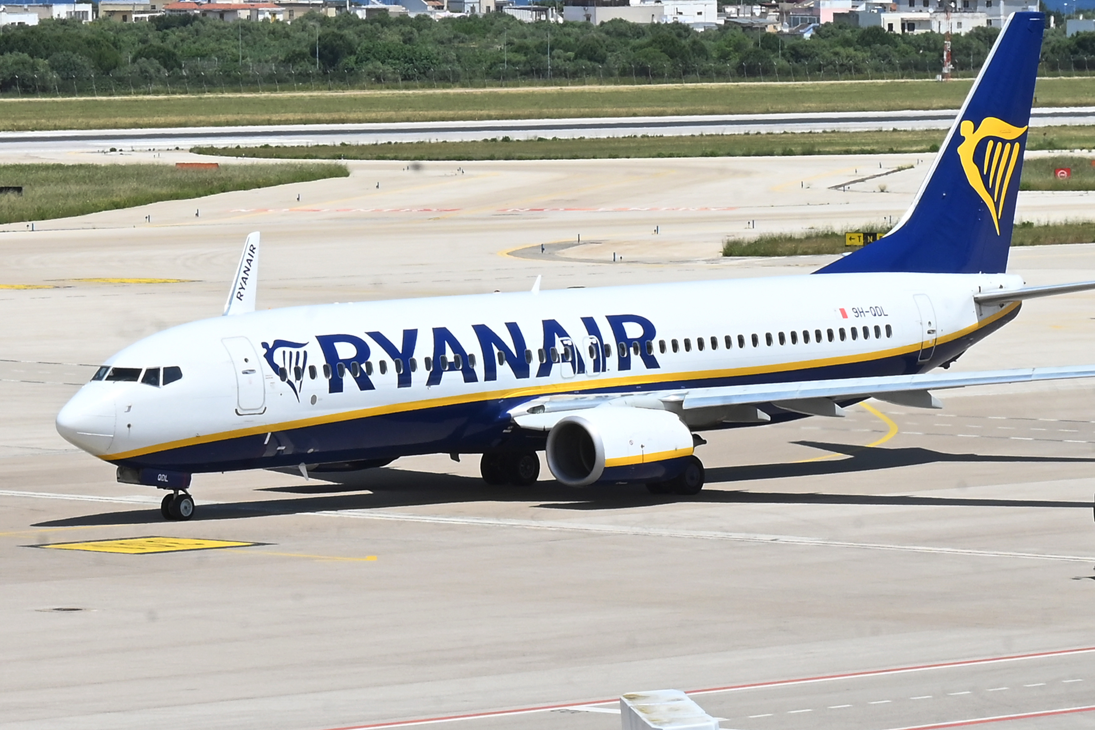 Lavoro in Sicilia, Ryanair cerca personale: ecco le figure richieste