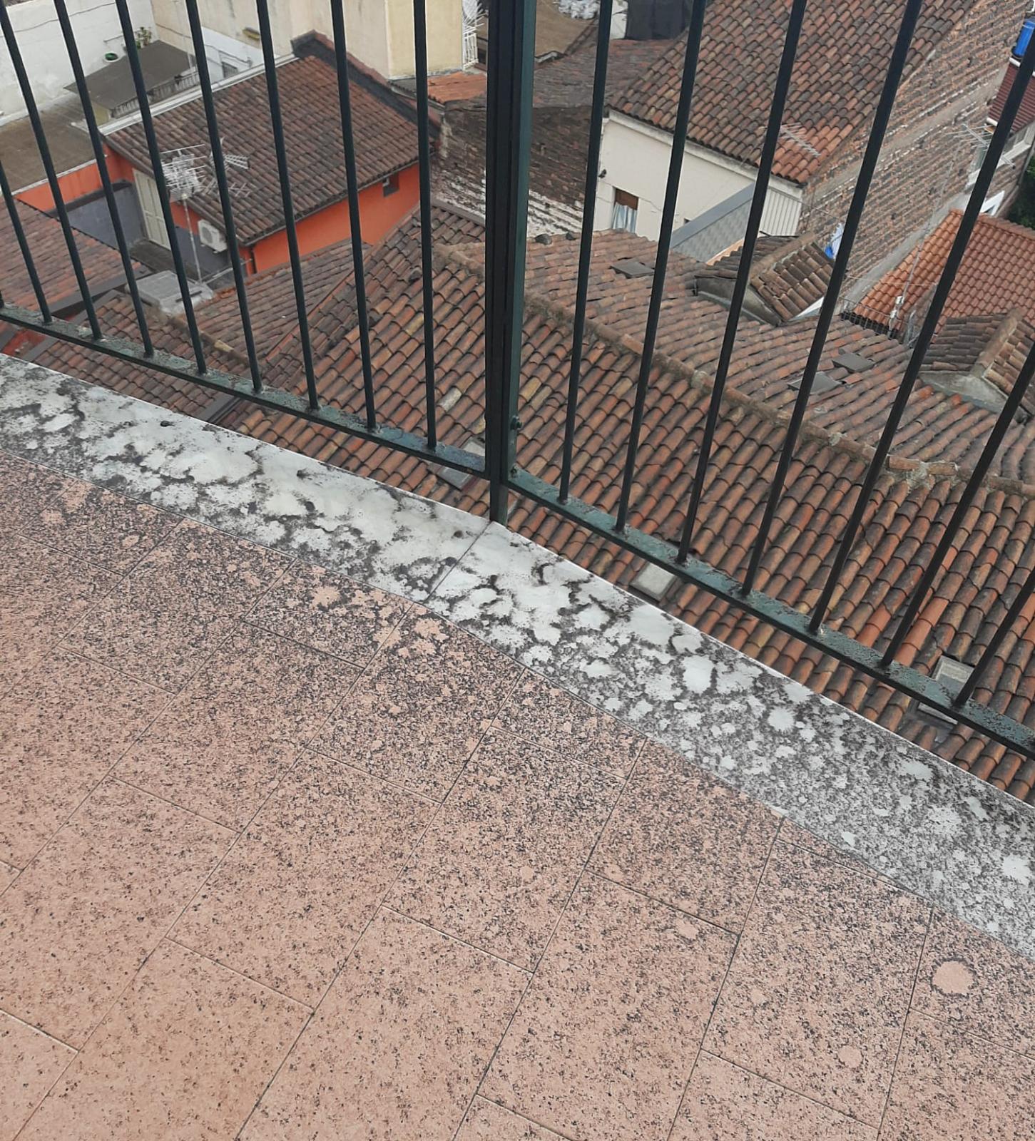 Catania, Comune raccomanda prudenza per cenere dell’Etna su strade bagnate