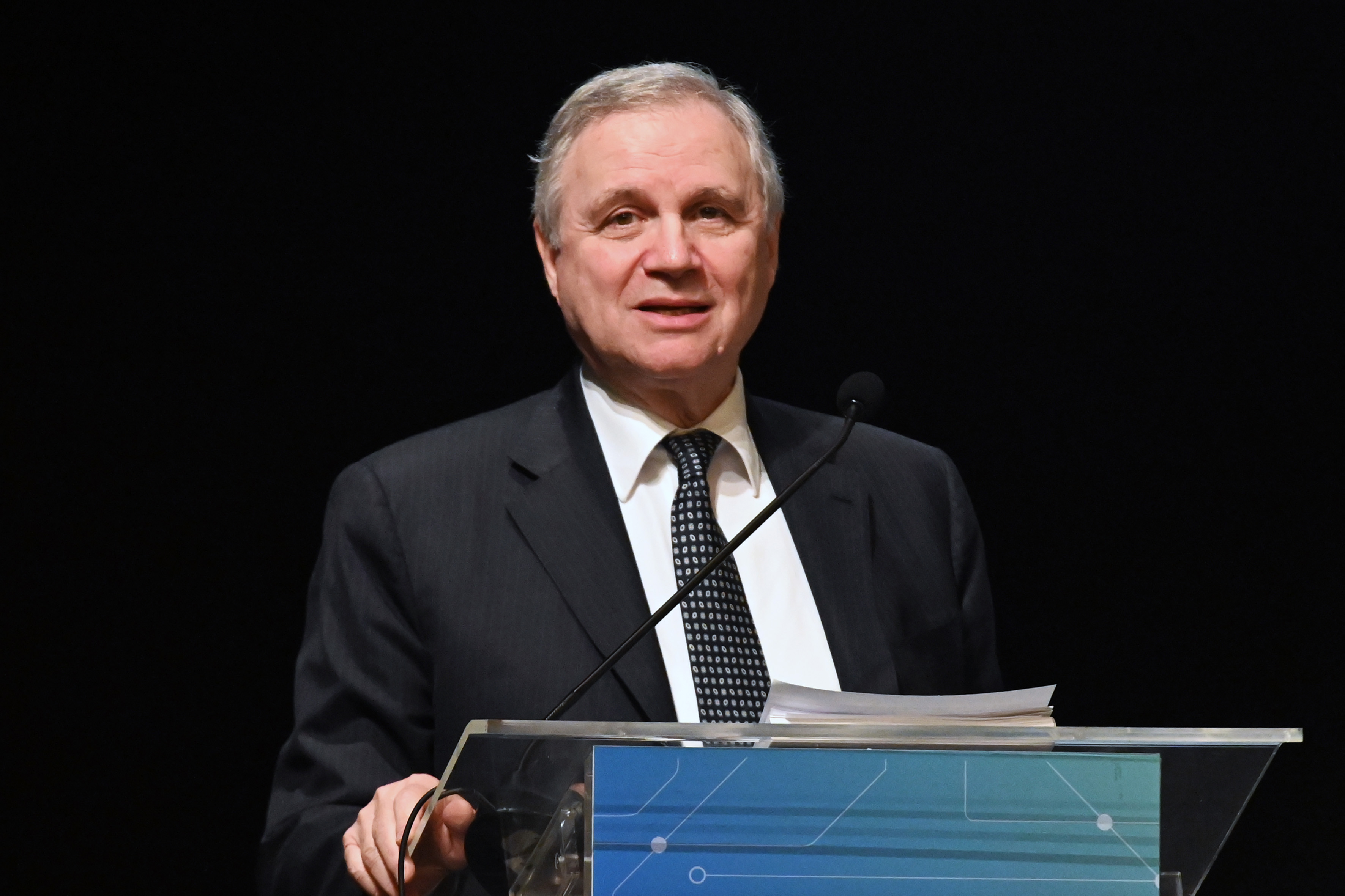 Lavoro, Visco: “Retribuzioni inferiori a media per 30% lavoratori, dato in salita”