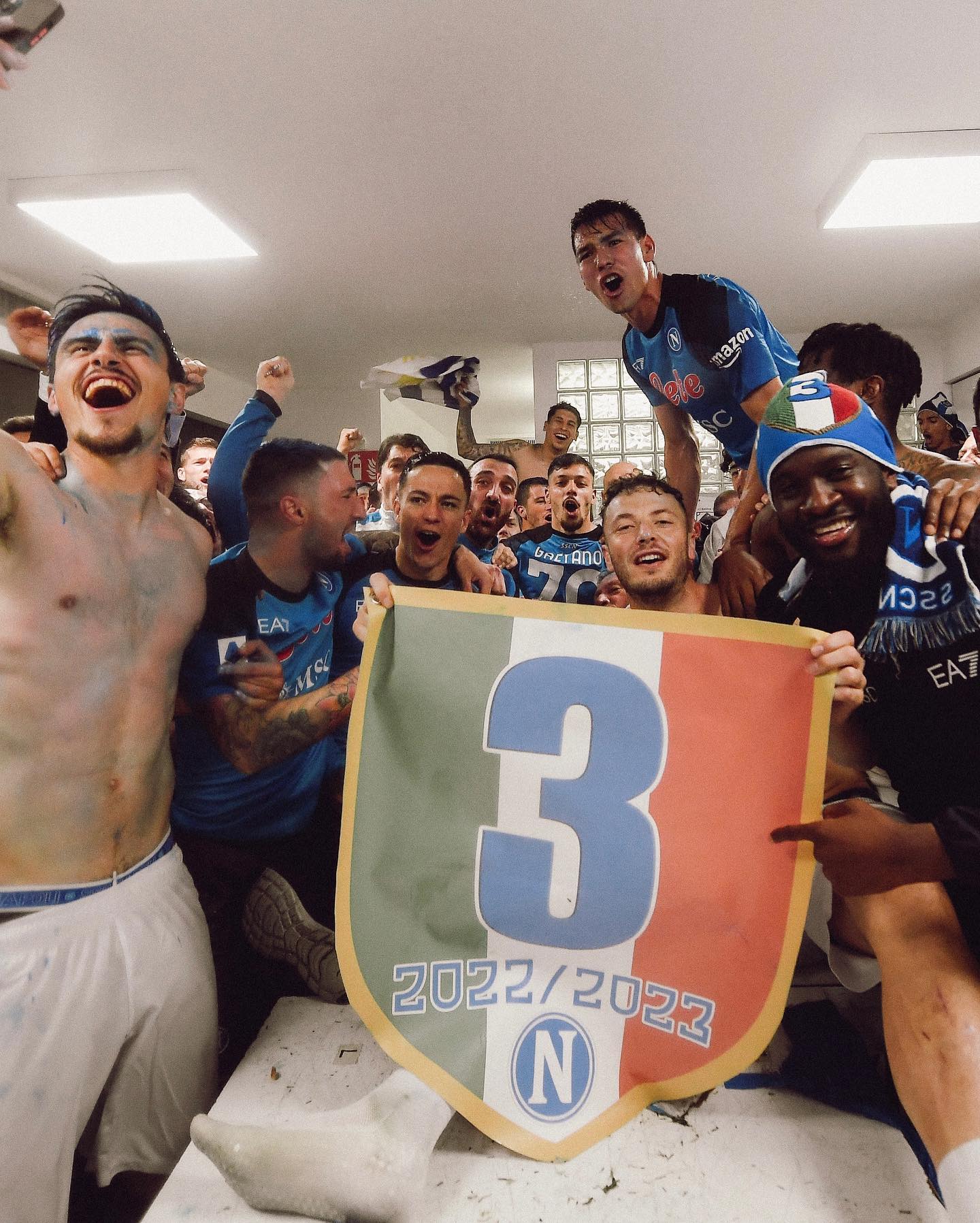 Napoli campione d’Italia per la terza volta, esplode la festa azzurra