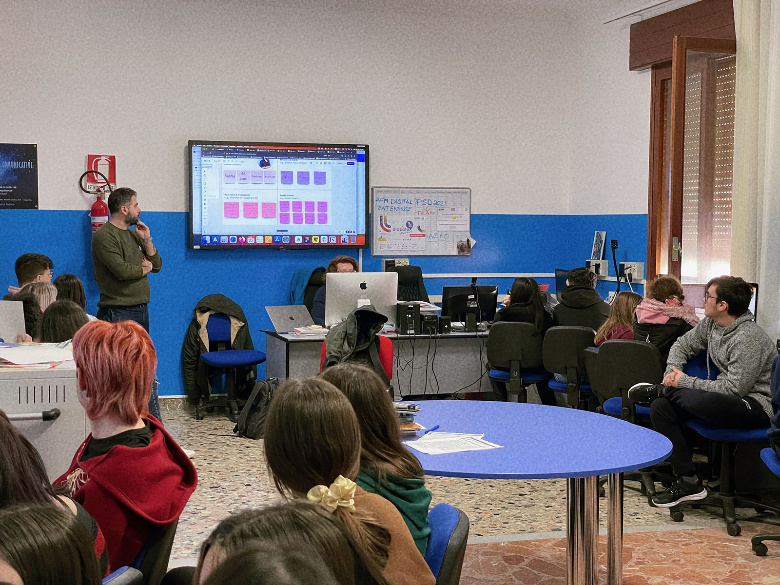 Mettere al mondo, prendersi cura, lasciar andare Mettere al mondo, prendersi cura, lasciar andare