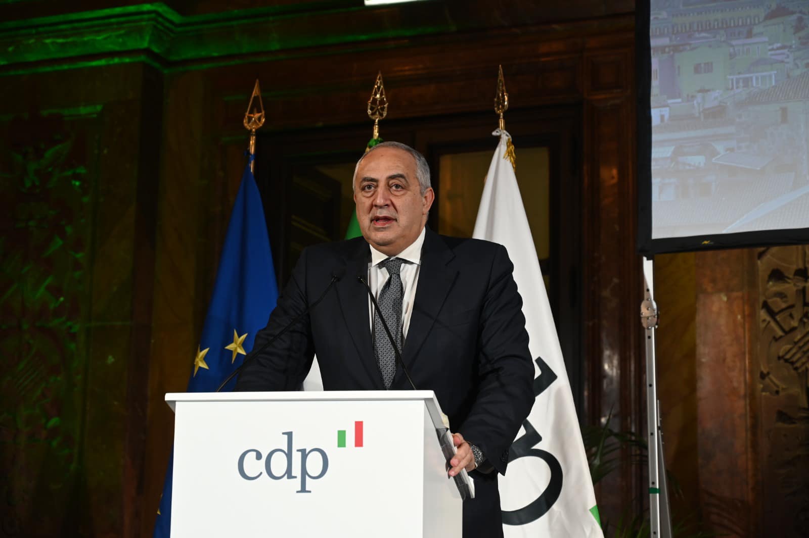 Palermo, le certezze del bilancio e i dubbi sul rimpasto