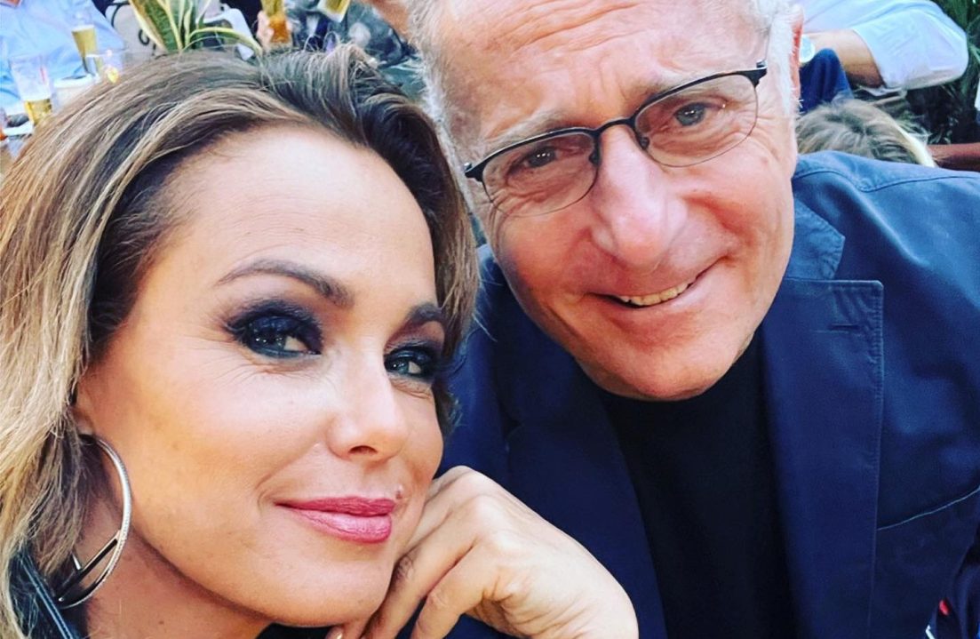 C’è Ciao Darwin: niente ultimo saluto al Cavaliere da Bonolis