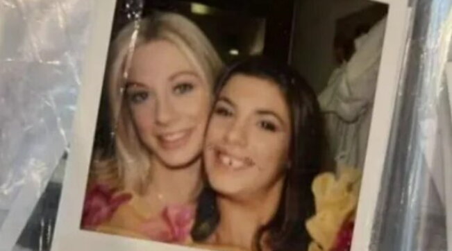 Elisabetta Canalis-Maddalena Corvaglia, pace in vista? Il segnale sui social