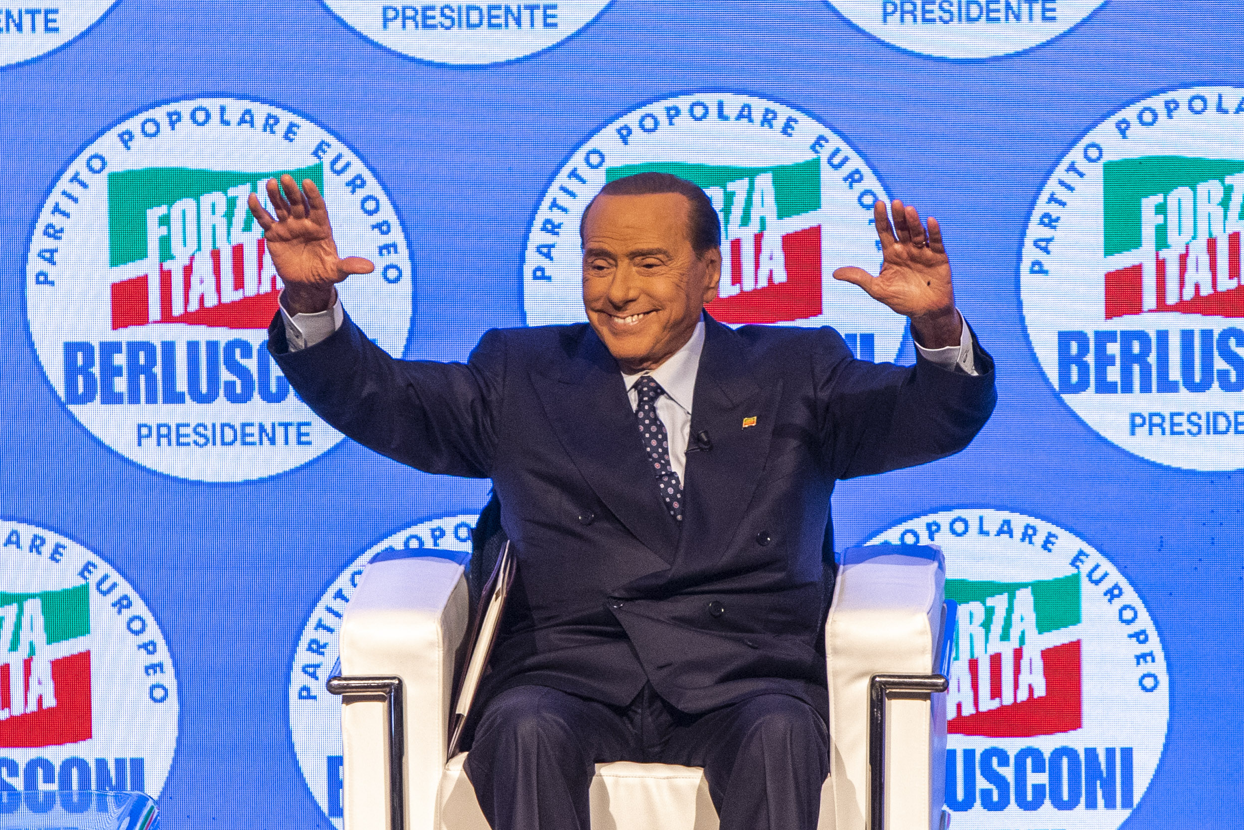 Tutto sull’eredità di Berlusconi, il patrimonio e le ipotesi sul testamento