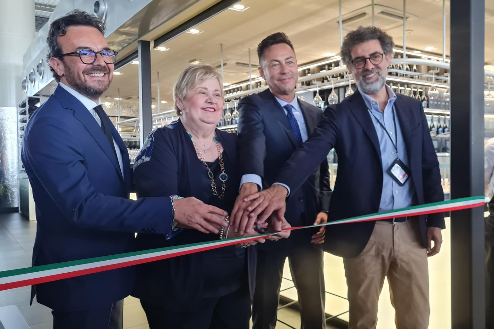 Catania, bis di Sparkling Bar al “Vincenzo Bellini”: accordo fino al 2028 grazie a partnership con Chef Express