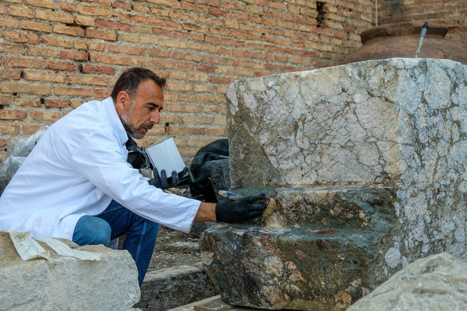 “Palinsesti”, un progetto ibrido tra storia e mito: la mostra al Parco archeologico Naxos Taormina