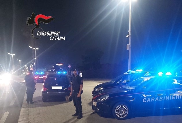 Catania, Carabinieri procedono a controllare i lidi: sanzionato il titolare di una struttura