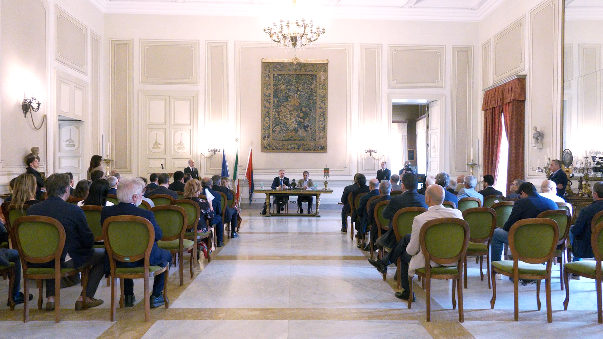 Imprese, il ministro Urso: “Catania modello di sviluppo digitale e green” 