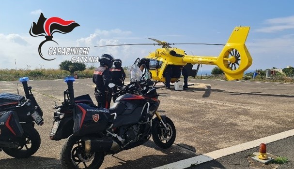 Catania, 12’50” per salvare una vita: carabinieri scortano organo per urgente trapianto