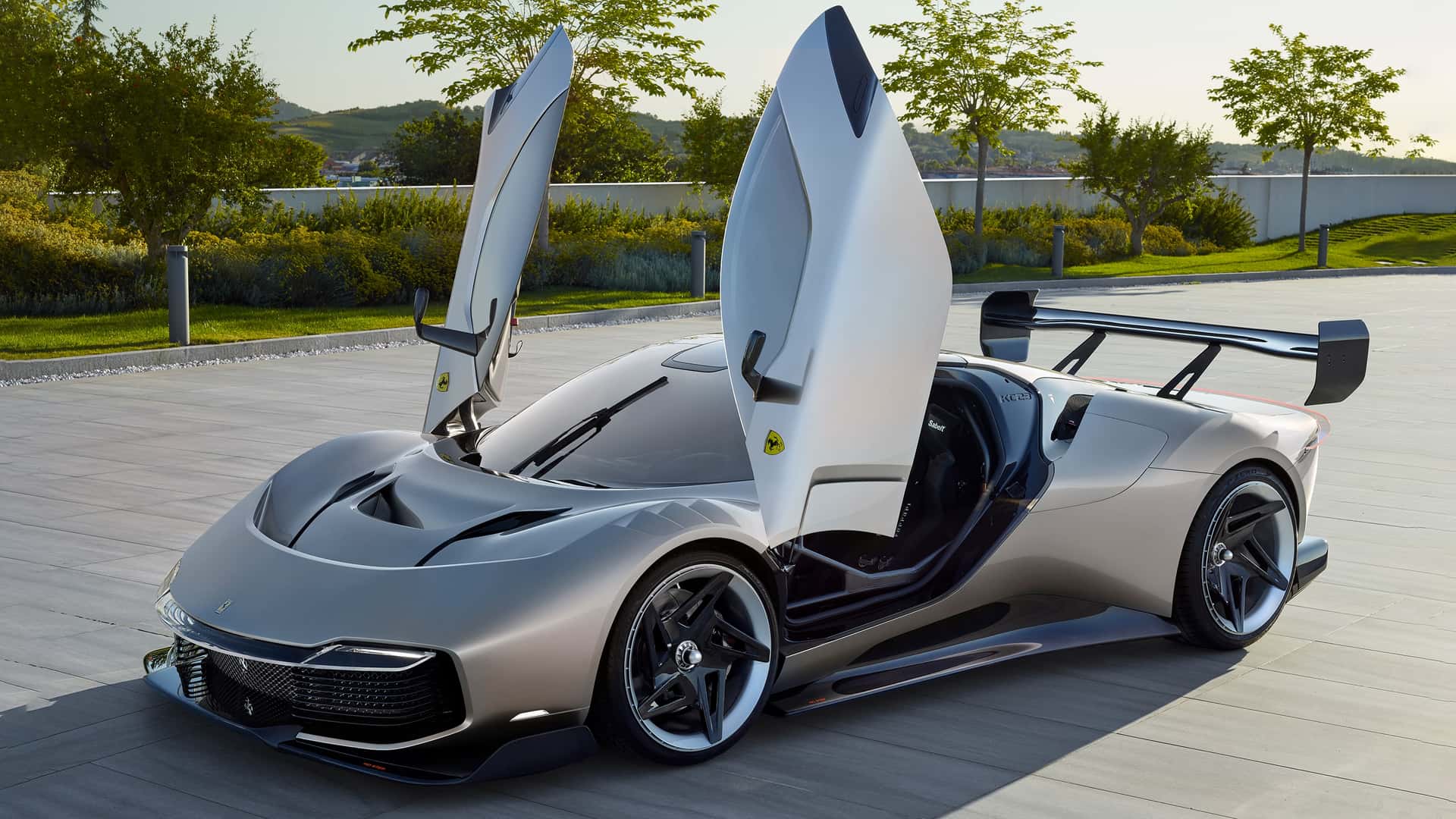 Ferrari ha presentato la sua nuova KC23