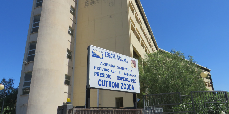 Barcellona PdG, pronto soccorso chiuso tra disagi e proteste