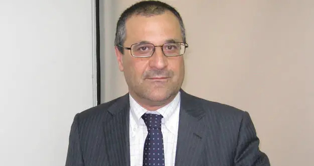 Abusi edilizi, ruspe ferme e nuovi tentativi di sanatoria