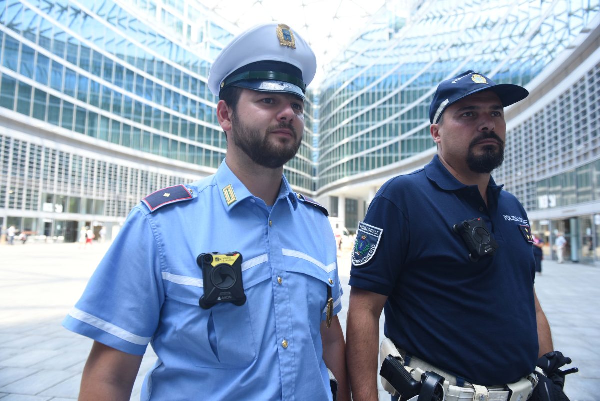 Più tutele per le forze di polizia, l’Uil propone più bodycam Più tutele per le forze di polizia, l’Uil propone più bodycam