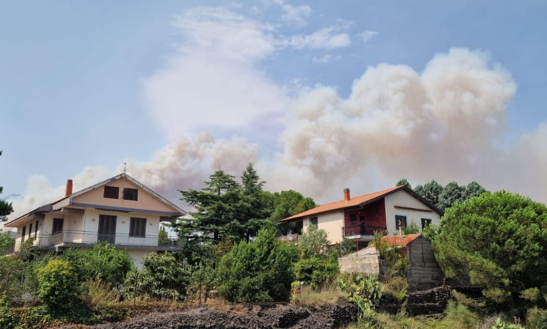 A Pedara torna l’energia elettrica, non del tutto