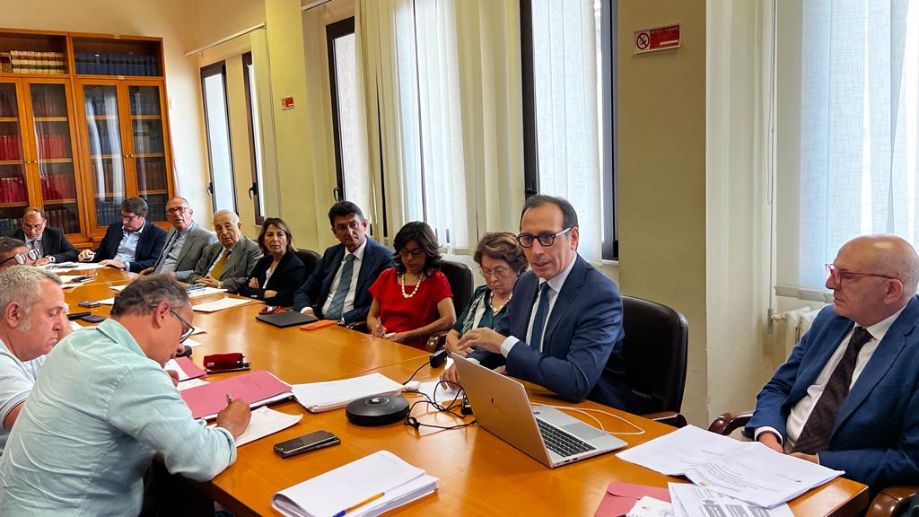 Trasporto pubblico, via alle concertazioni con enti e operatori locali. Aricò: “Tratte adeguate a esigenze utenti”