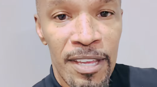 Cinema, Jamie Foxx torna sui social dopo la malattia: “Sono andato all’inferno e sono tornato”
