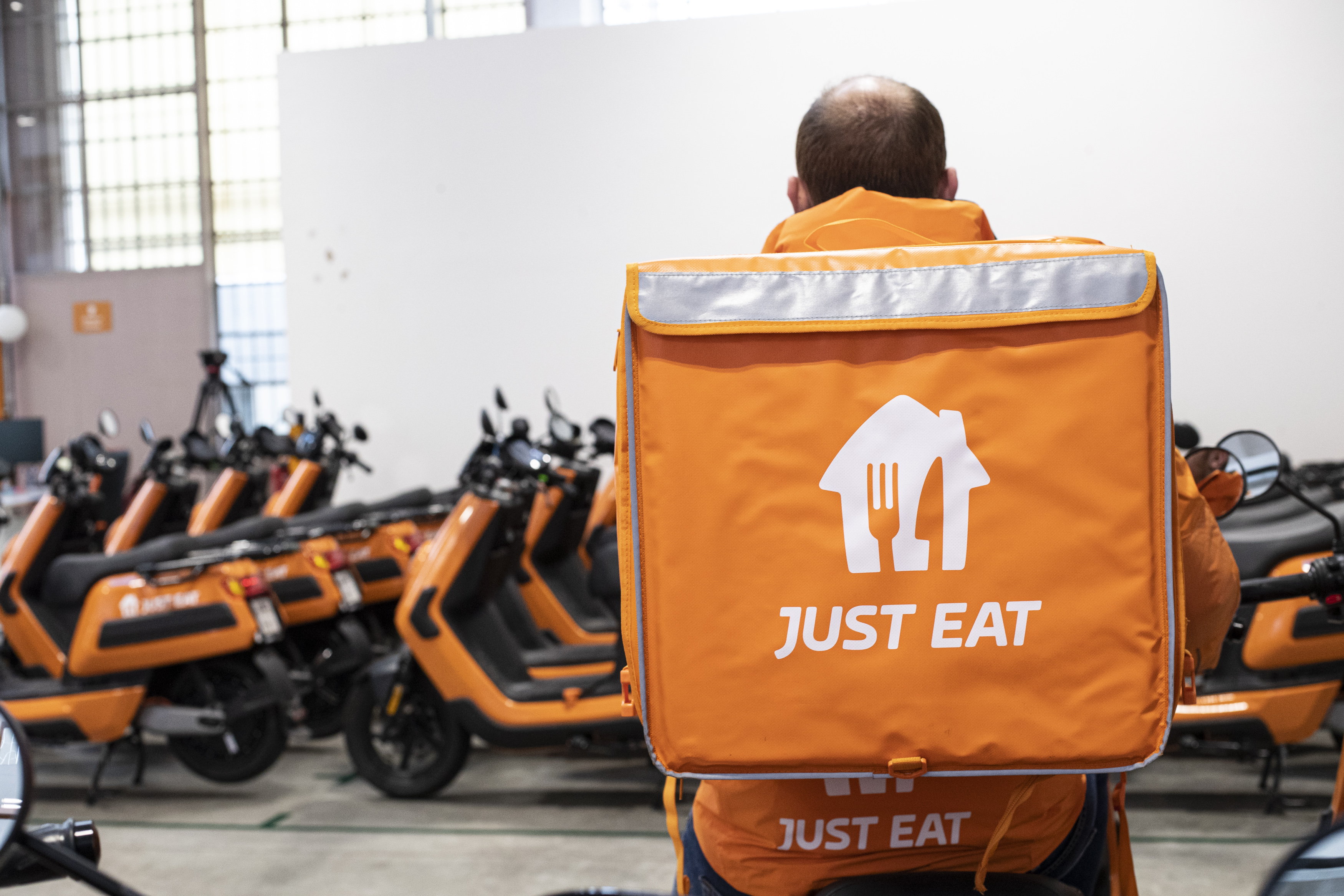 Lavoro, nuove opportunità da Just Eat: ecco come candidarsi