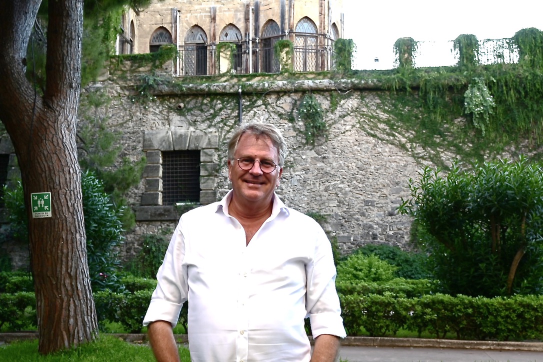 Dal passato in Saab al sogno Termini Imerese, chi è l’imprenditore svedese Lars Carlstrom