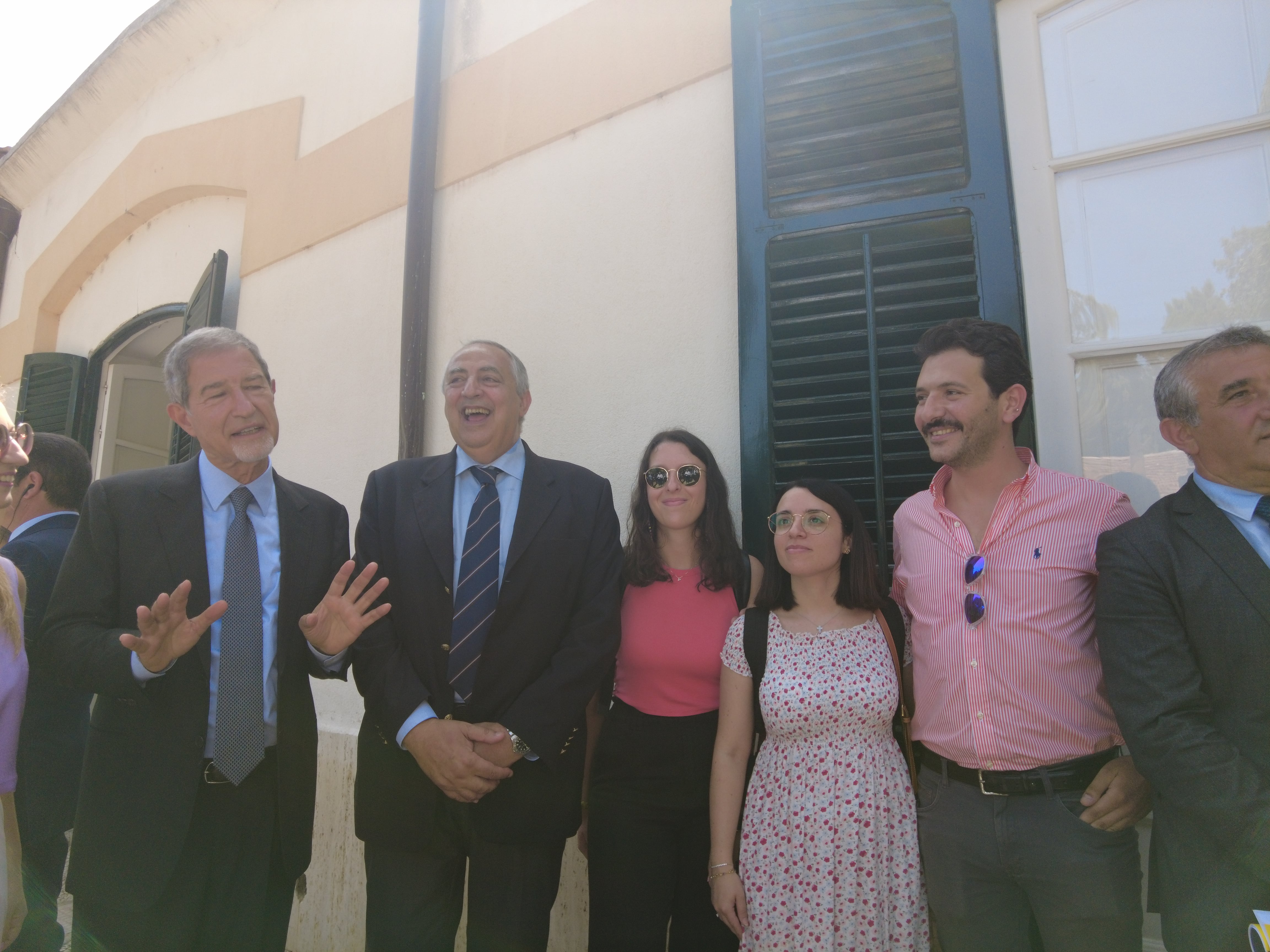 Al via la demolizione dei loculi abusivi ai Rotoli di Palermo, Lagalla: “Forno crematorio? Ecco quando”