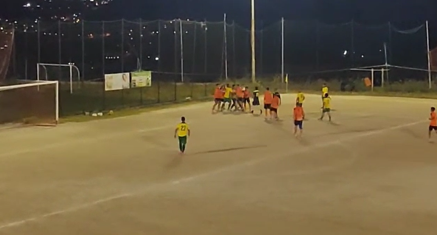 Botte da orbi al torneo dei quartieri di Monreale, il video della rissa