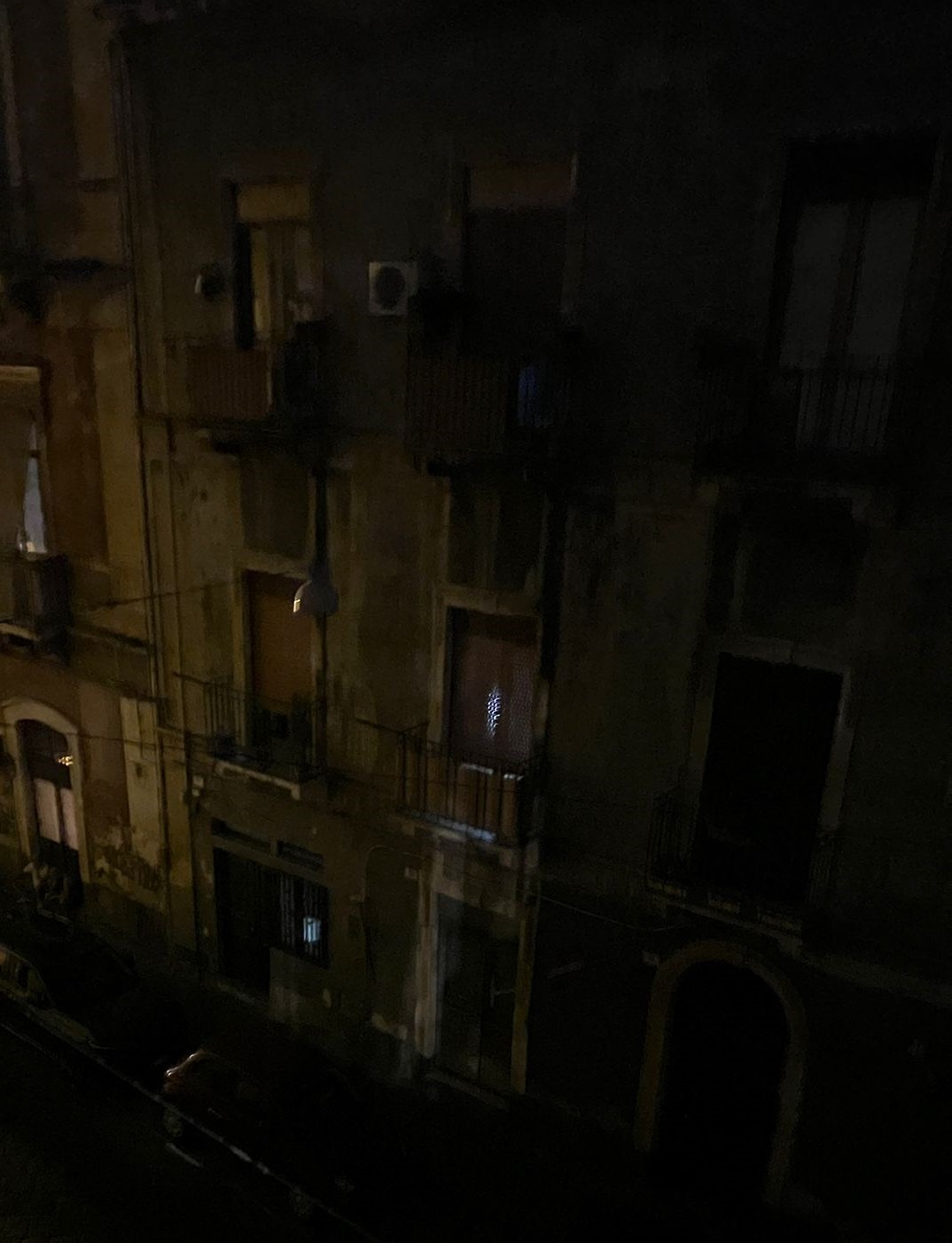 Catania, senza luce e acqua: chiesti interventi immediati