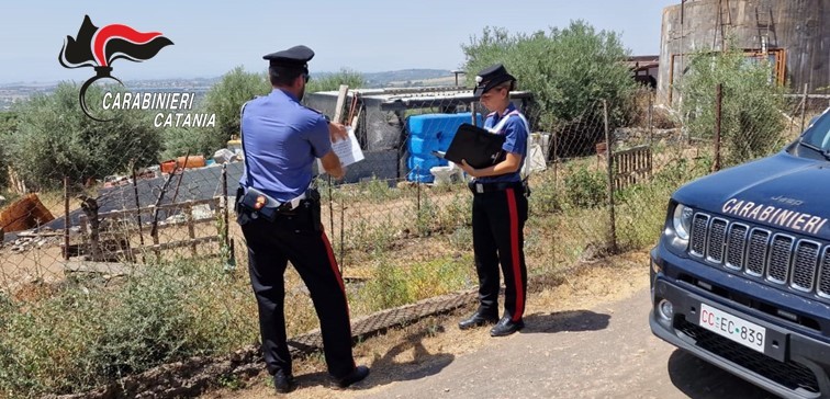 Belpasso, rifiuti avvistati dall’elicottero: denunciato 27enne