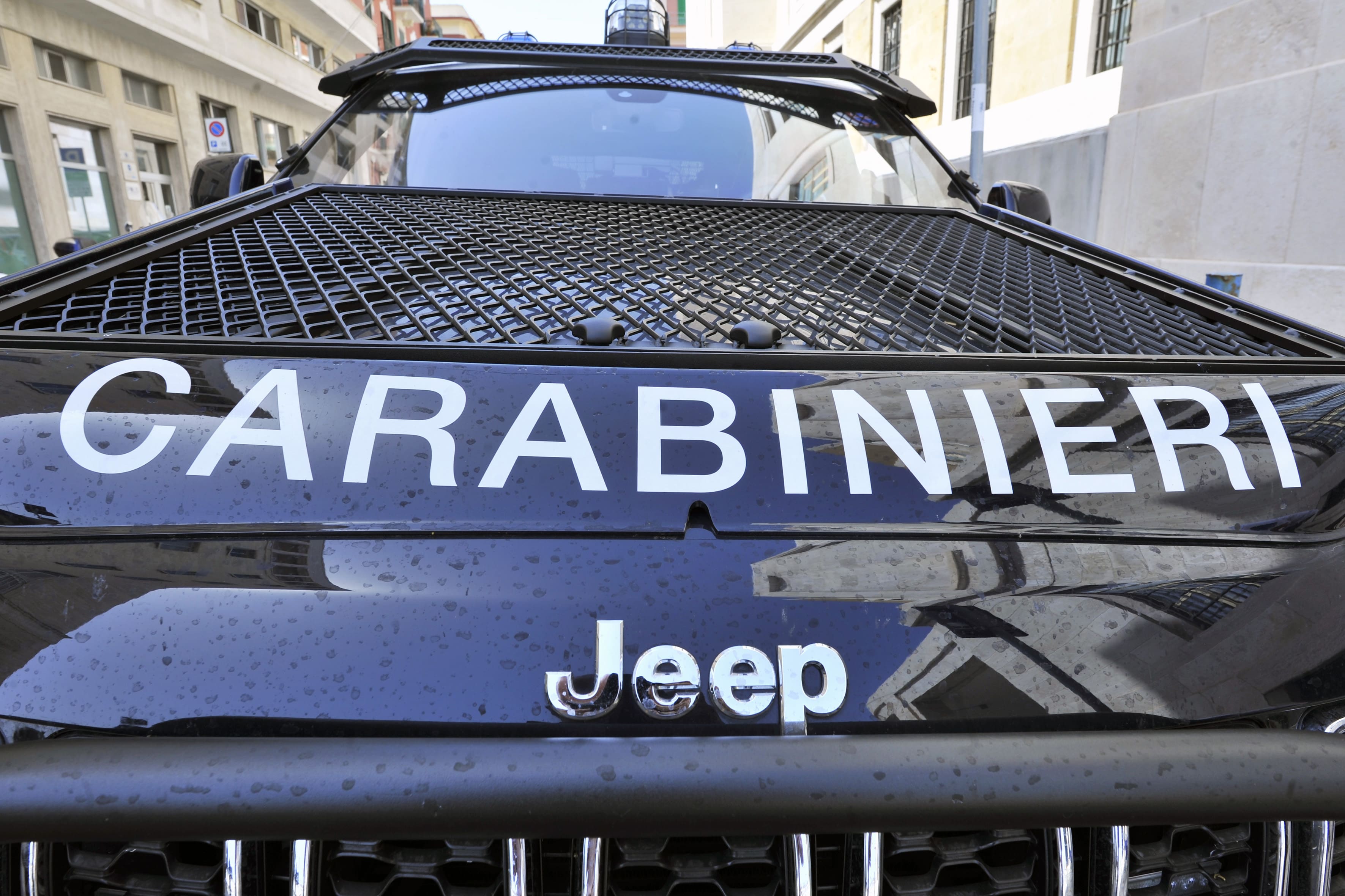 Viagrande, incidente in un maneggio: muore giovane