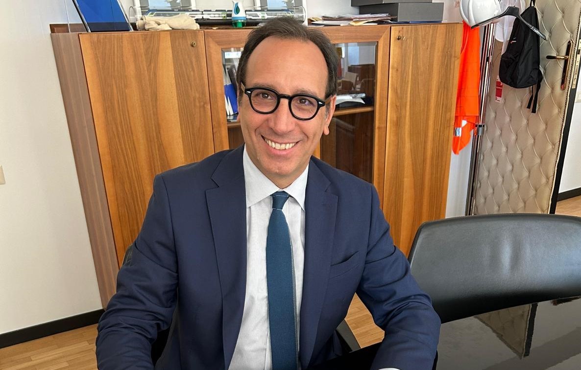 Incendio aeroporto Catania, tavolo coordinamento voli sospesi