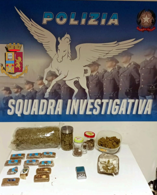 Mazara del Vallo, spaccio marijuana e hashish: arrestato 23enne