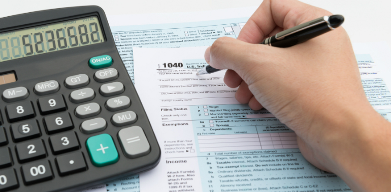 Tributi fiscali, differenza tra prescrizione e decadenza