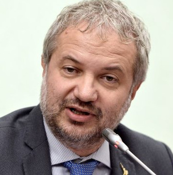 Extraprofitti, Lega. “Nessuna marcia indietro su banche”